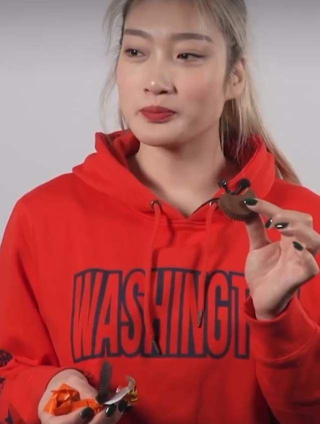 刑警娇妻穿着乳环被调教