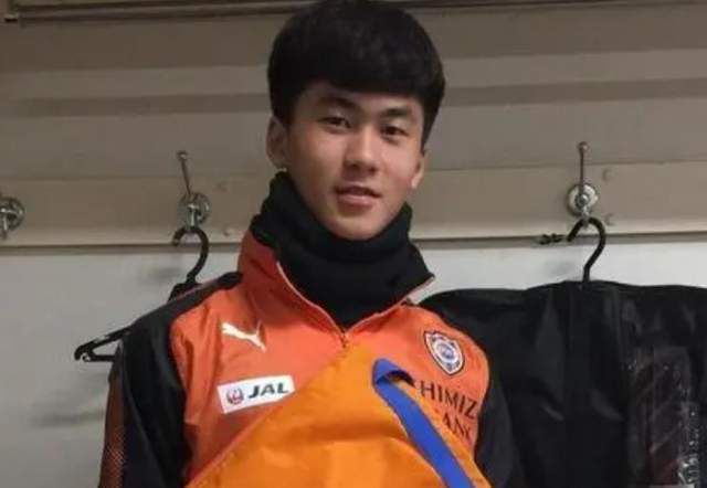 国产真实乱对白精彩下集