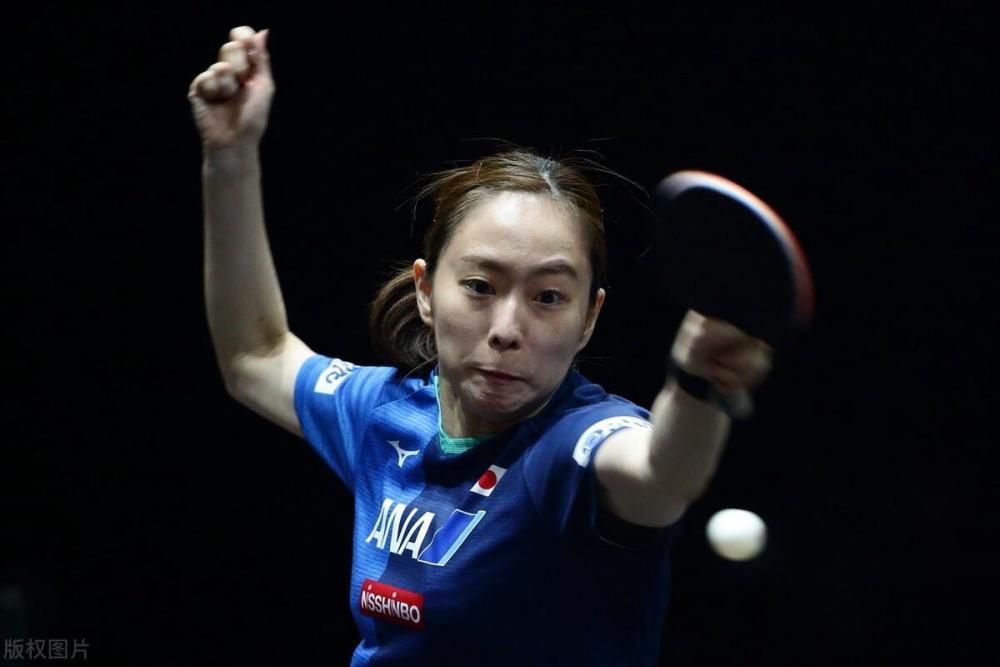 国产后进白嫩翘臀在线观看视频
